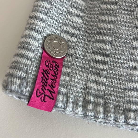 Smith & Wesson beanie MC bin - Picture 2 of 4